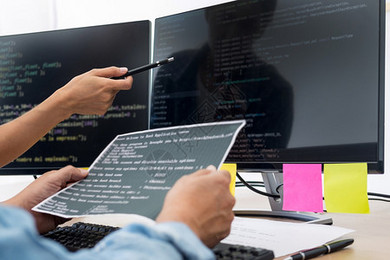 Java程序員在計(jì)算機(jī)軟件開發(fā)中的角色與技能要求